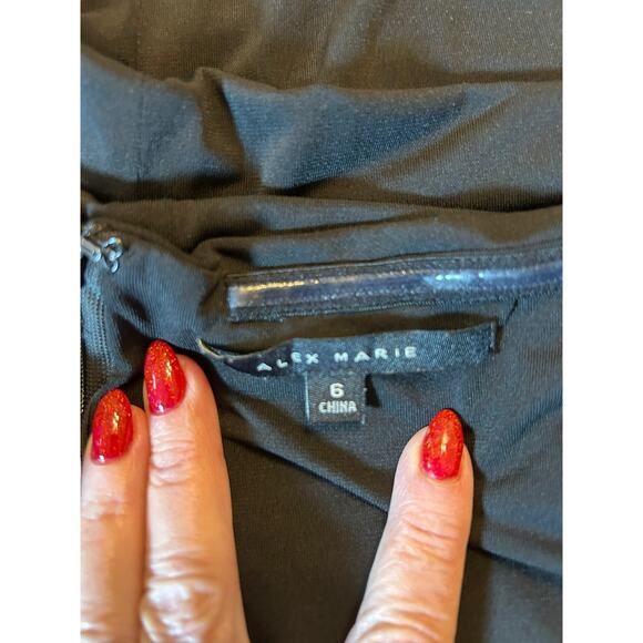 Alex Marie Off-Shoulder Black Formal Gown- Size 6 - Picture 10 of 15